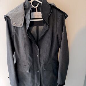 Jessica Simpson new condition rain jacket